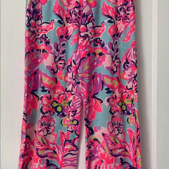 Lily Pulitzer Girls Bright Pink Pajama Loungewear Pants EUC 8/10 Large - Picture 3 of 13
